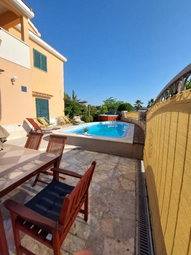 Vranjic Apartments Maris מראה חיצוני תמונה